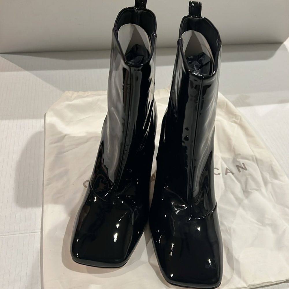 New Good American Black Patent Leather Boots Size 9 Square Toe GA165P-E